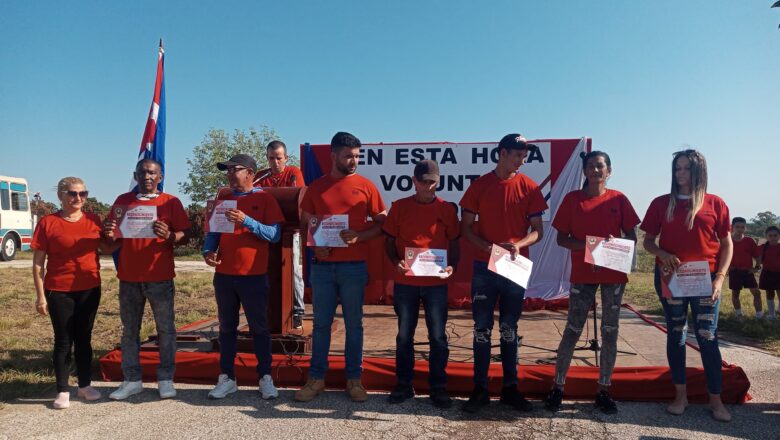 Celebraron en Cabaiguán Acto Provincial por el 60 Aniversario del Combinado Avícola Nacional (+ Audio y Fotos)