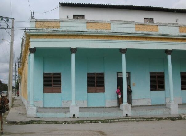 Mejoran imagen de centros educativos cabaiguanenses en homenaje al Día de la Rebeldía Nacional