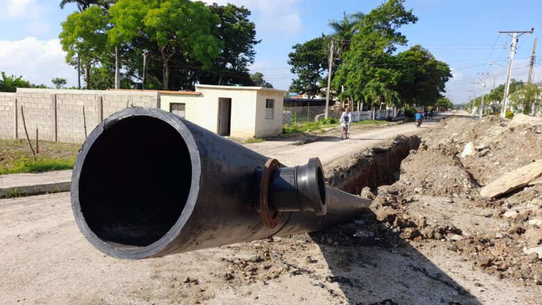 Avanzan labores en nueva conductora de agua de Cabaiguán