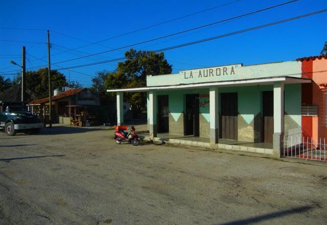 Reajustan servicios gastronómicos y comerciales en Cabaiguán ante agudización de emergencia energética            