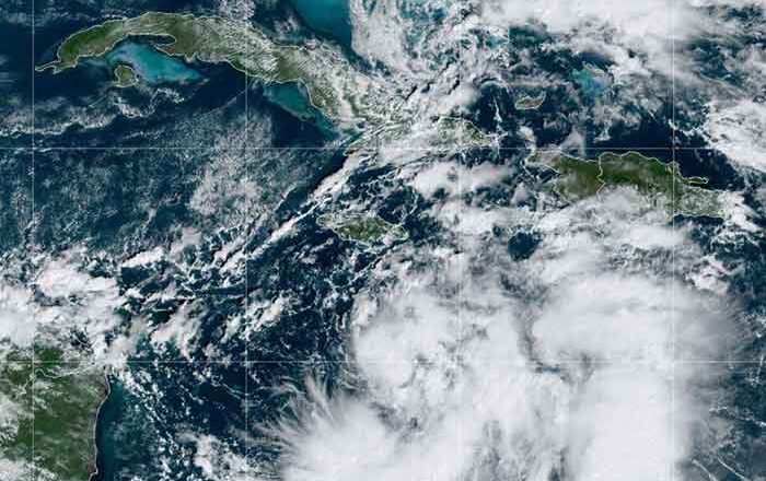 Consejo de Defensa de Cabaiguán toma medidas ante posibles afectaciones de la Depresión Tropical  No. 18 a territorio nacional                       