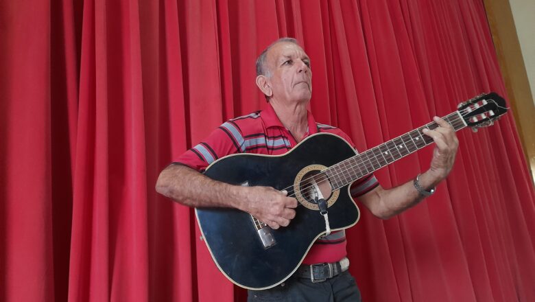 Jorge Félix: La guitarra me ha abierto puertas (+Audio)