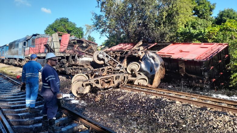 Accidente ferroviario en Guayos (+ Fotos)