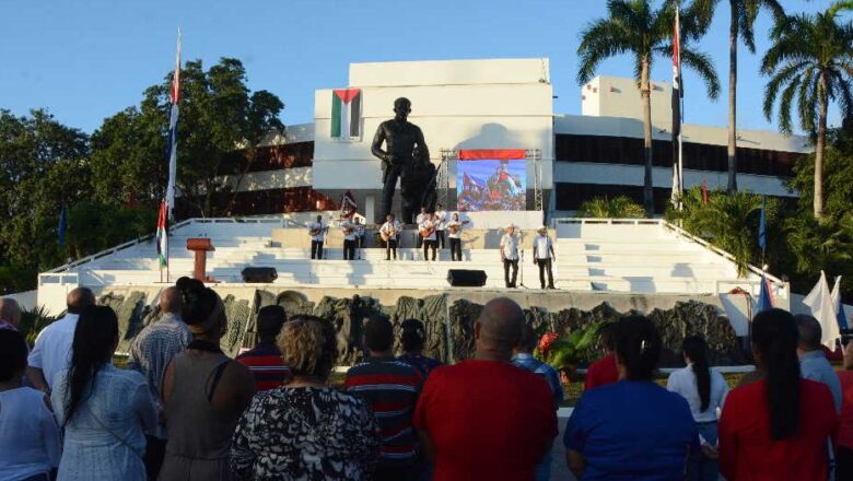 Sancti Spíritus festeja liberación de pueblos y ciudades