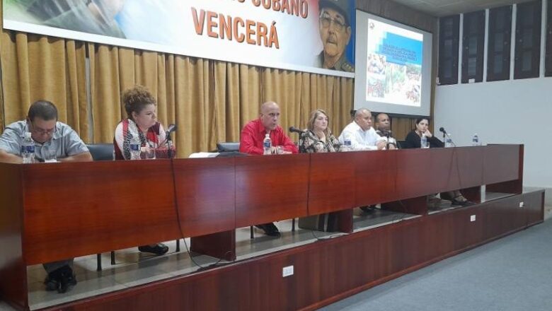 Pleno del Comité Provincial del Partido transmite mensaje de felicitación al pueblo espirituano